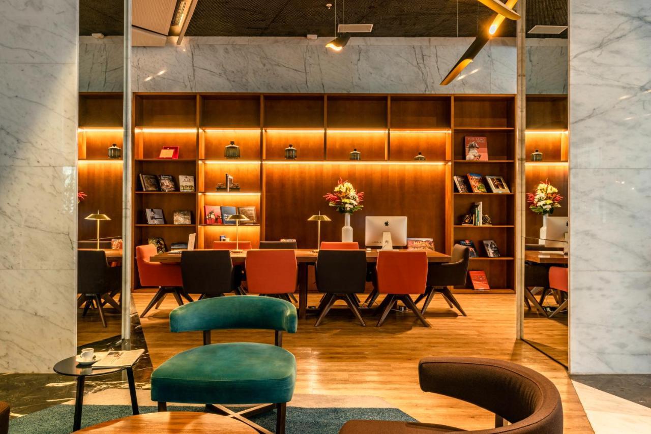 Barcelo Anfa Casablanca Hotel Luaran gambar Library